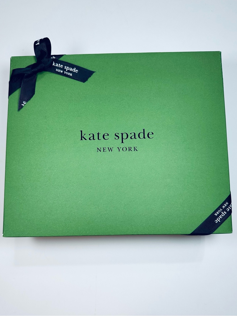 NWT Kate Spade Phoebe Mini Top Handle Crossbody Black Leather KI924 Gift Box - Picture 2 of 16